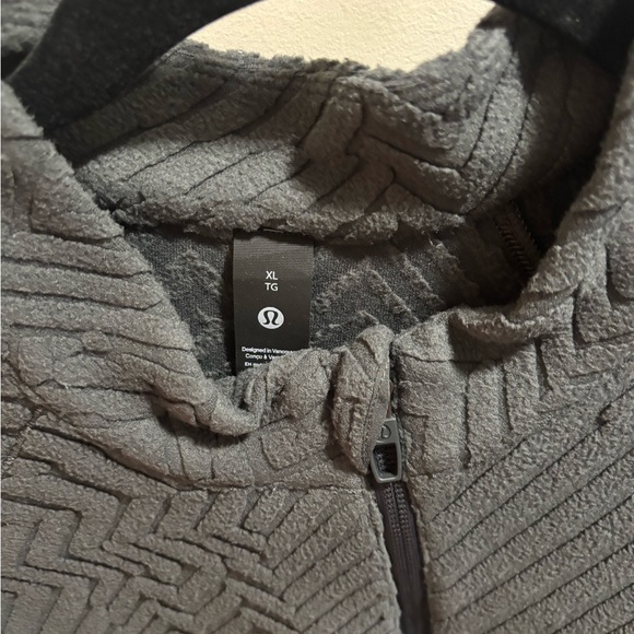 Lululemon Hiking Gray Jacket - Picture 2 of 3
